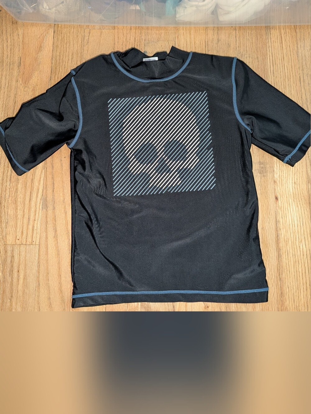 Cherokee Boys Rash Guard Swimshirt, S 6/7 Black Blue Skull Swim Top Short Sleeve